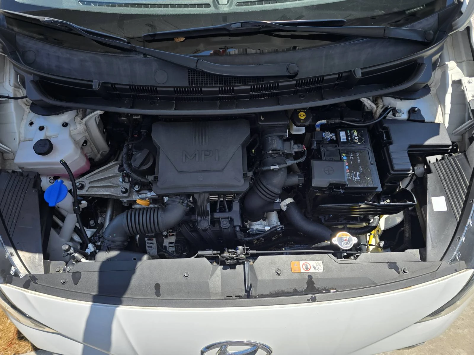 Hyundai I10 1.0 MPi, снимка 15 - Автомобили и джипове - 54792349
