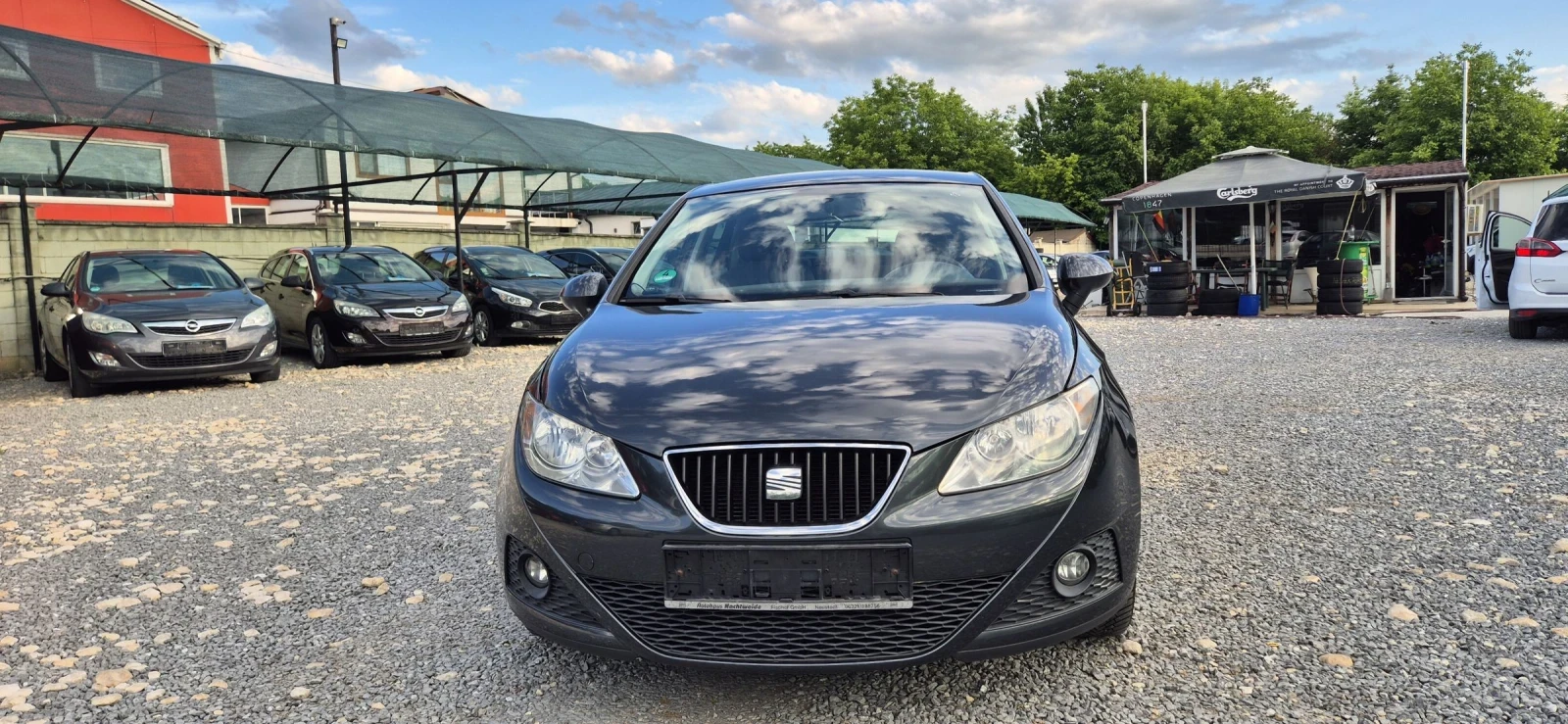 Seat Ibiza 1.2, снимка 4 - Автомобили и джипове - 54921746