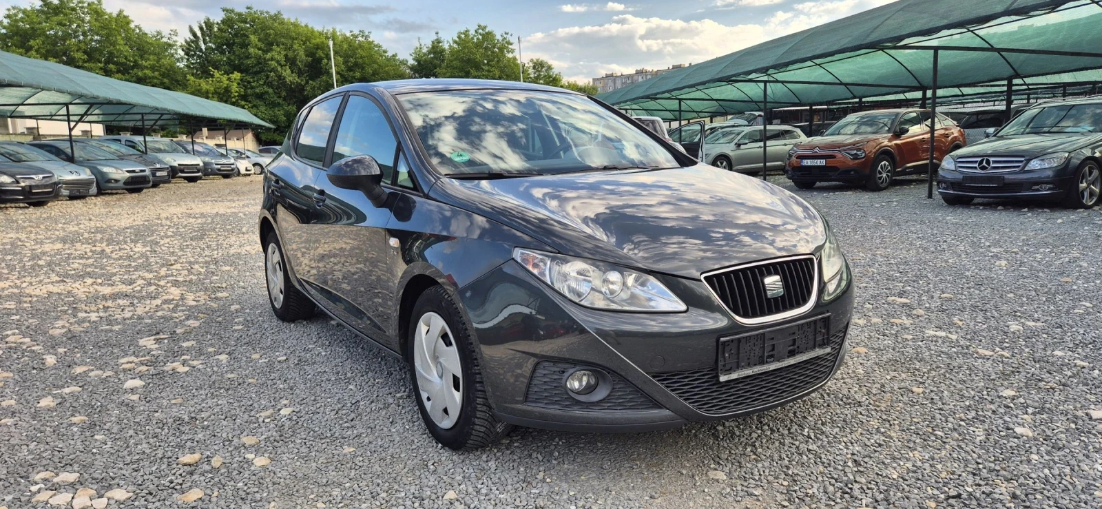 Seat Ibiza 1.2, снимка 5 - Автомобили и джипове - 54921746