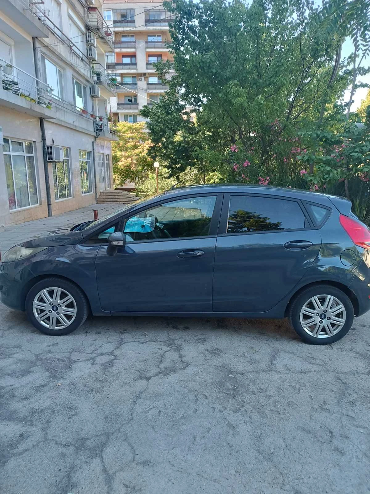 Ford Fiesta, снимка 2 - Автомобили и джипове - 55012761