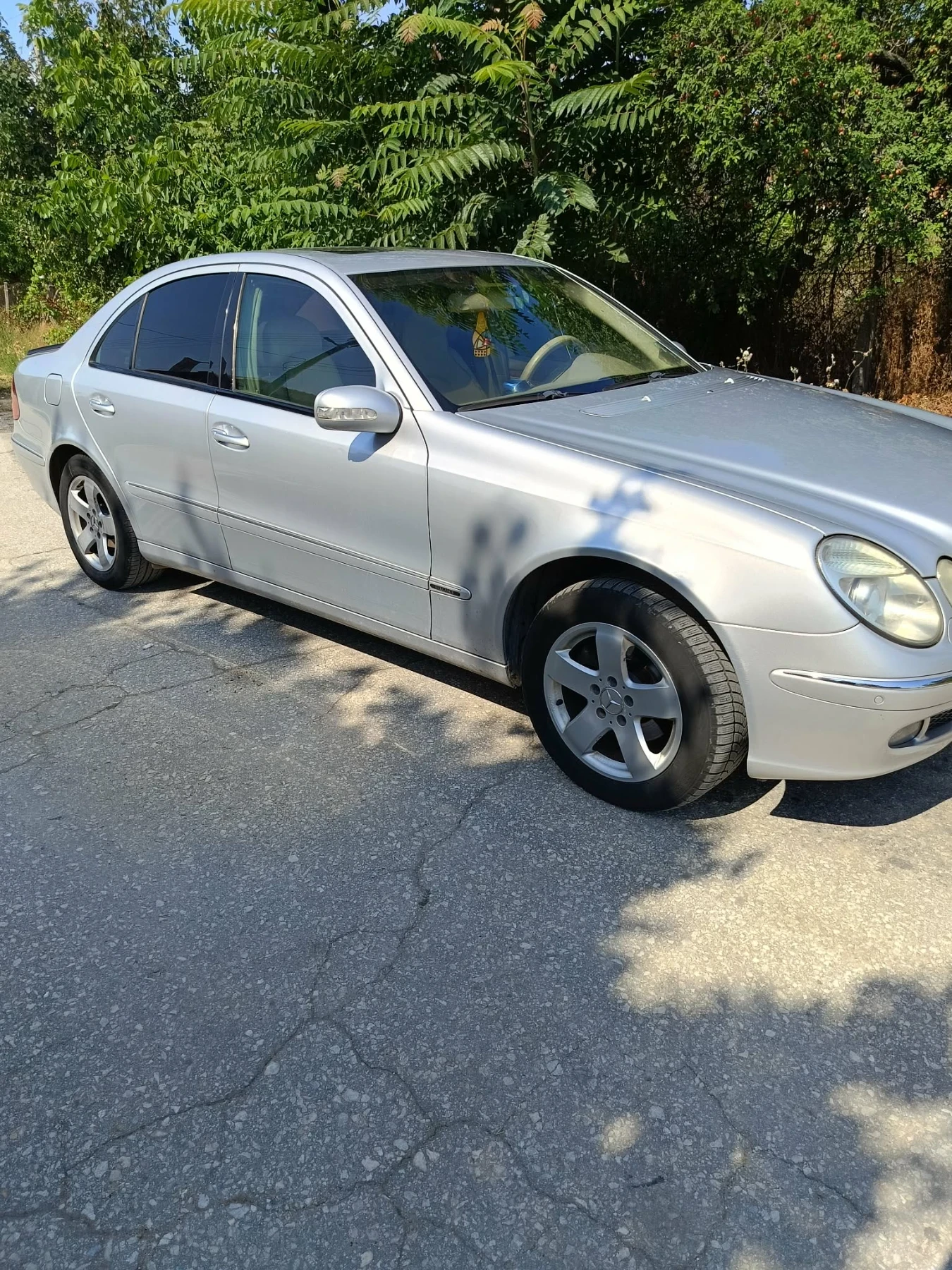 Mercedes-Benz E 280, снимка 2 - Автомобили и джипове - 55098298