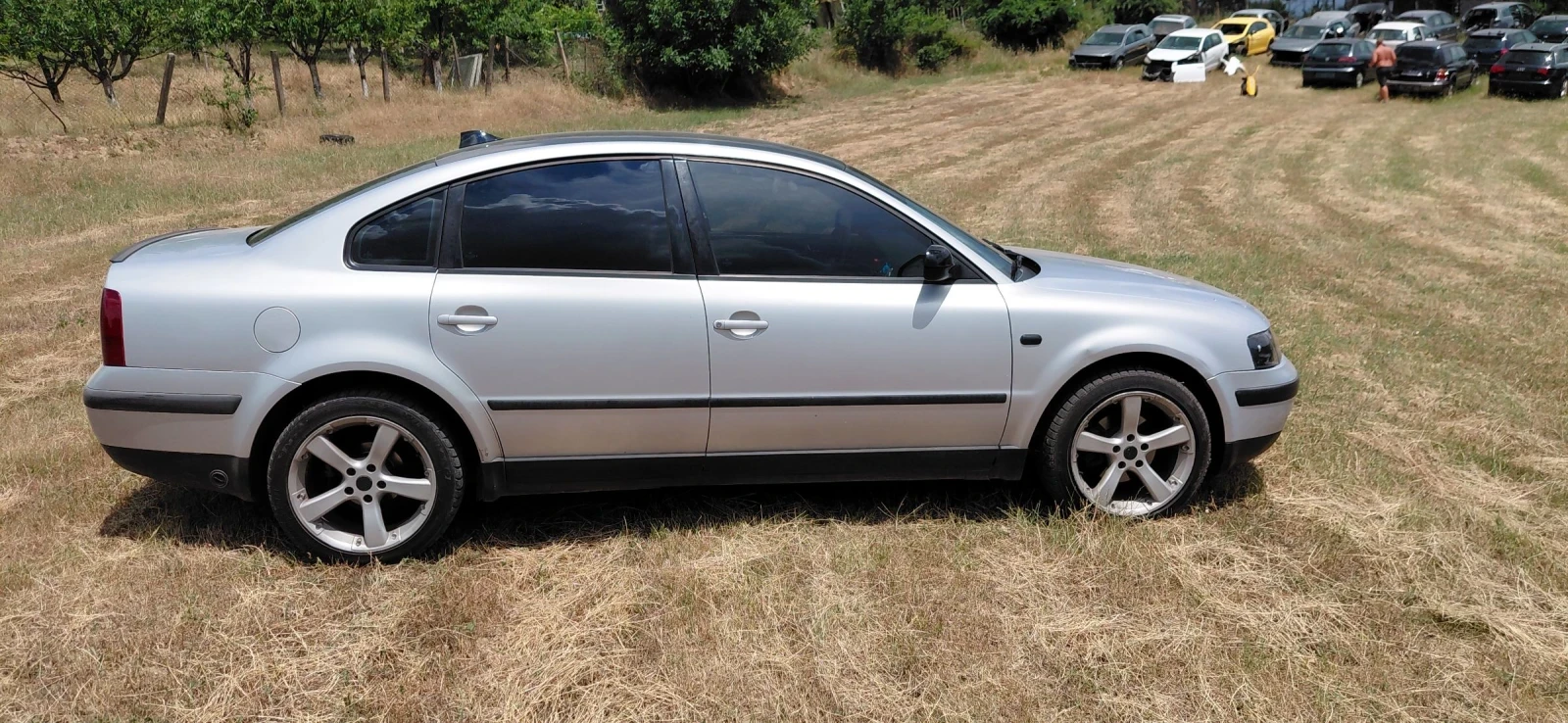 VW Passat 1.8, снимка 4 - Автомобили и джипове - 55119232
