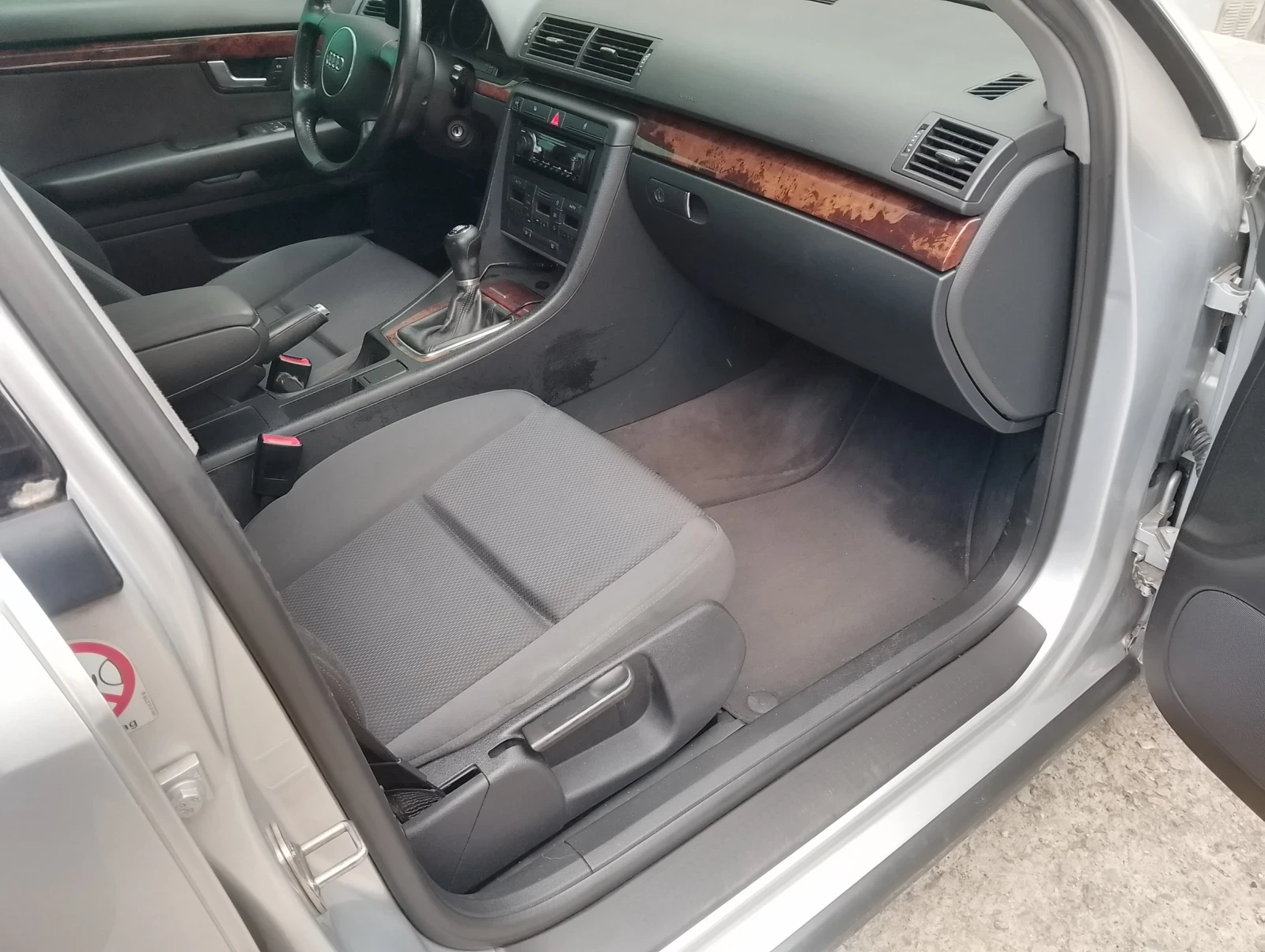 Audi A4 1.9 TDI 96KW, снимка 9 - Автомобили и джипове - 55411772