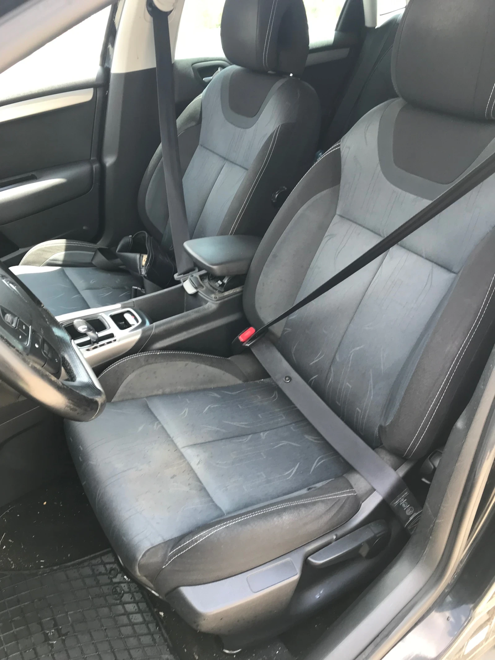 Citroen C4 1.6hdi 112 Avtomat, снимка 9 - Автомобили и джипове - 55563697