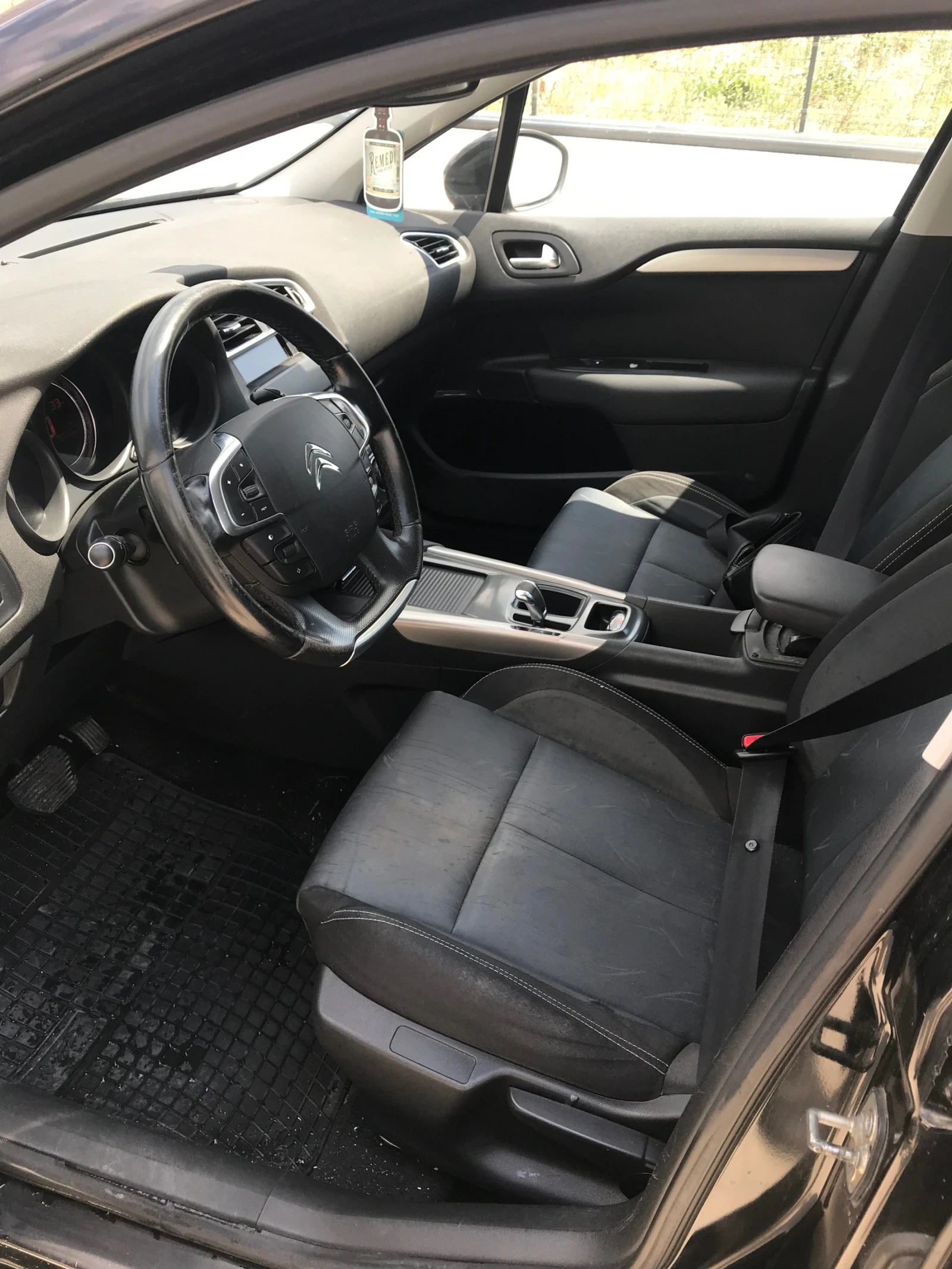 Citroen C4 1.6hdi 112 Avtomat, снимка 7 - Автомобили и джипове - 55563697