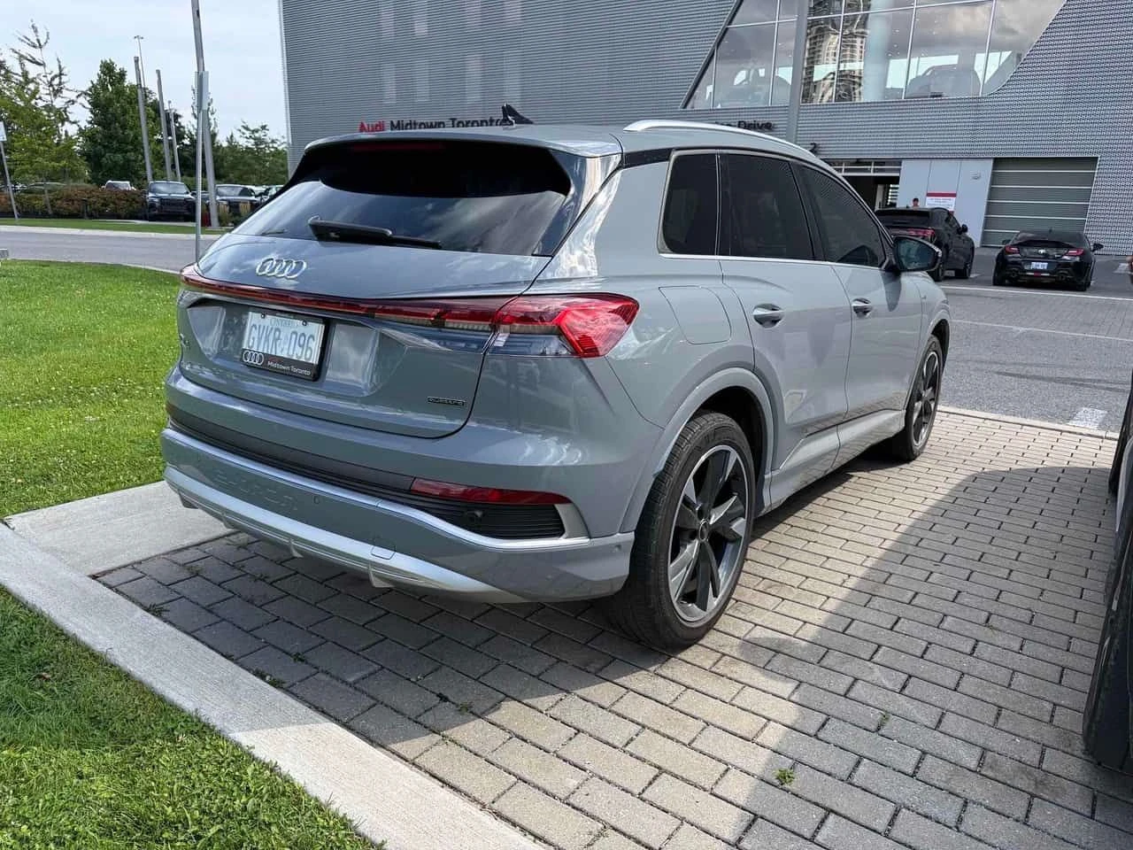 Audi E-Tron * 50 quattro * CARFAX * ОПЦИЯ ЗА ФИНАНСИРАНЕ , снимка 11 - Автомобили и джипове - 55723221