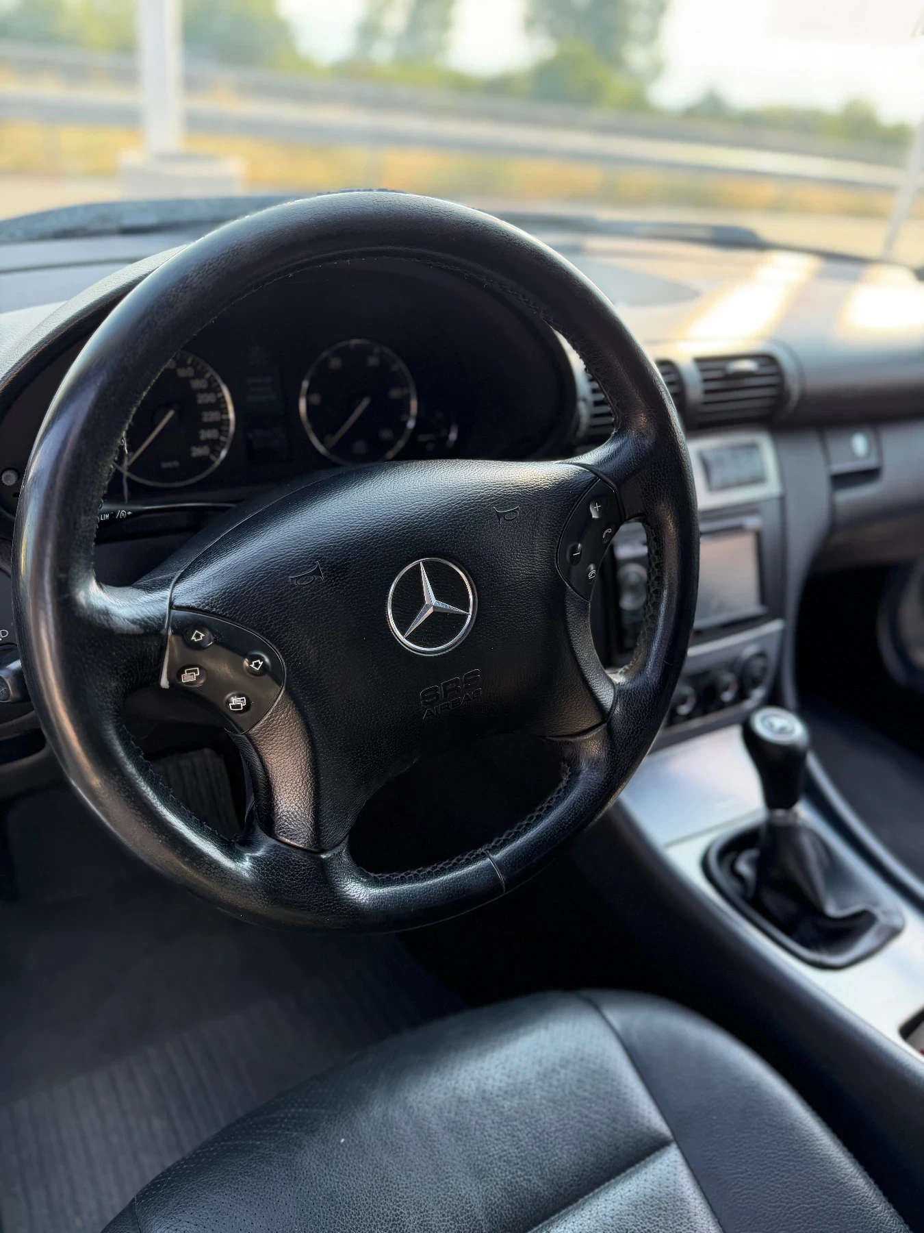 Mercedes-Benz C 200, снимка 7 - Автомобили и джипове - 55797841