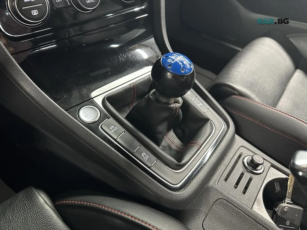 VW Golf АвтоКредит * (ЦЕНА ДО БГ), снимка 11 - Автомобили и джипове - 56087119