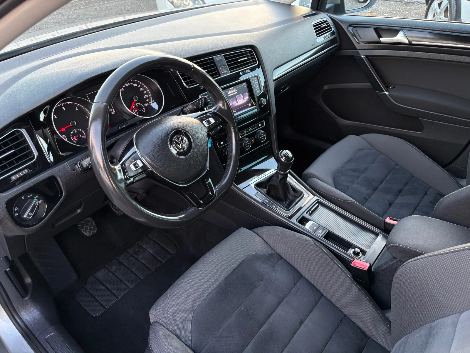 VW Golf 2.0 TDI 150 4Motion , снимка 8 - Автомобили и джипове - 56202483