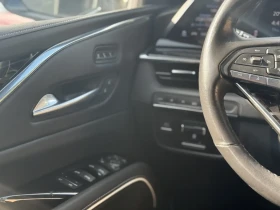 Cadillac Escalade Sport 4x4 checks every box - 6, снимка 16