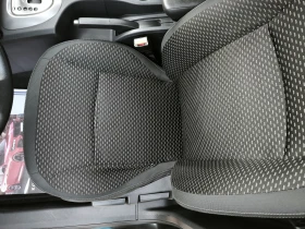 Nissan Qashqai 2.0i AUTOMATIC  - 11999 лв. / 6134.99 € - 14480957 11