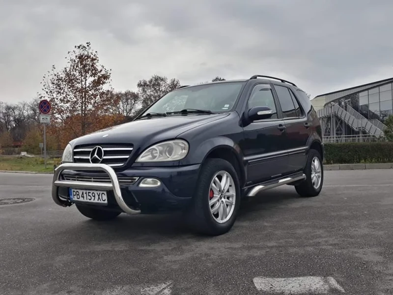 Mercedes-Benz ML 270, снимка 2 - Автомобили и джипове - 47171135