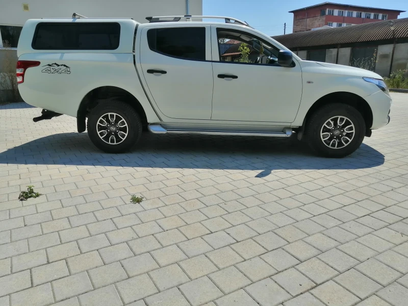 Mitsubishi L200, снимка 8 - Автомобили и джипове - 48154661