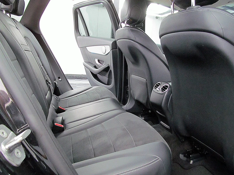 Mercedes-Benz GLC 250 AMG/KeylessGo/4-Matic/KAMERA/СОБСТВЕН ЛИЗИНГ, снимка 9 - Автомобили и джипове - 51271535