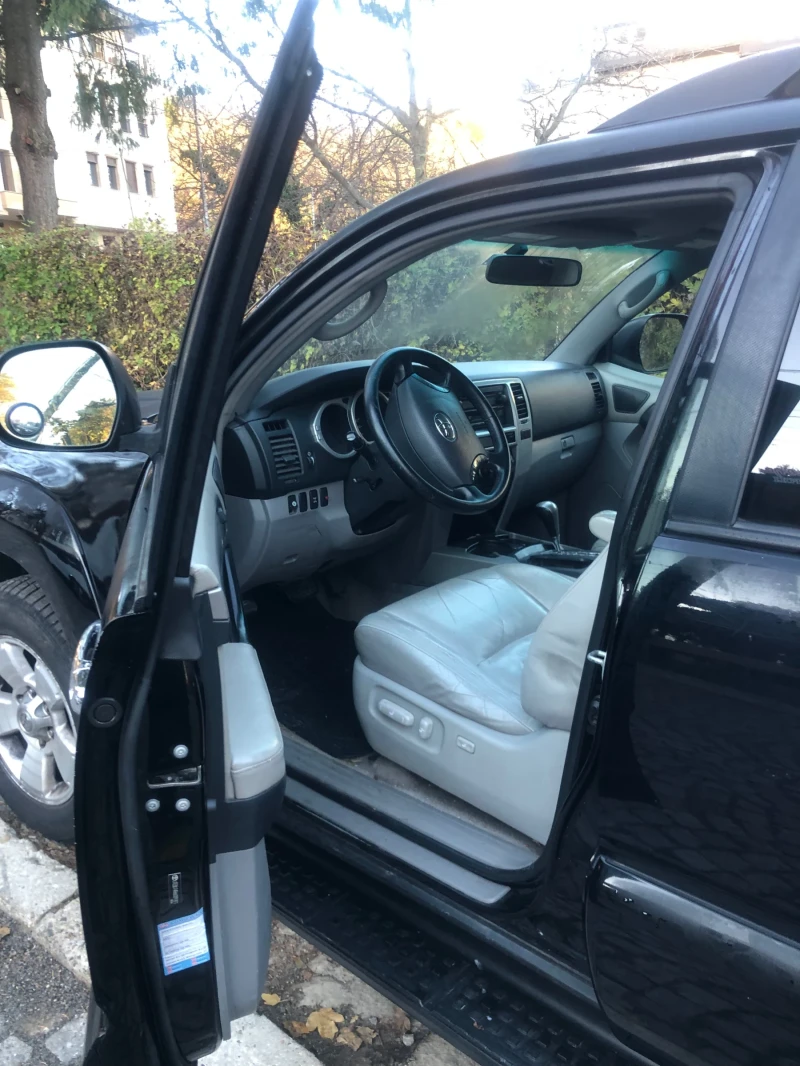 Toyota 4runner, снимка 5 - Автомобили и джипове - 52503812