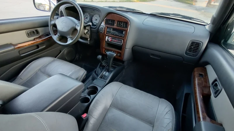Nissan Pathfinder 3.3i V6 4x4, снимка 7 - Автомобили и джипове - 52522391