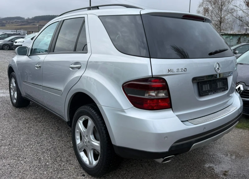 Mercedes-Benz ML 320 4 Matic* 227x.km* ТОП* , снимка 5 - Автомобили и джипове - 52562738