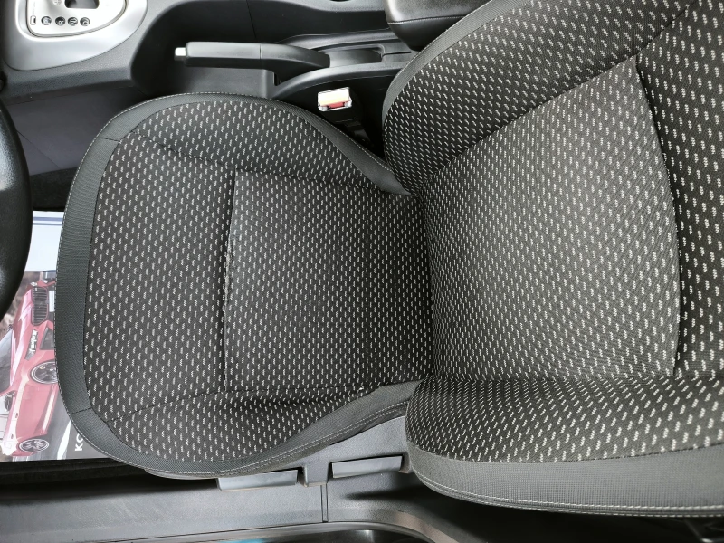 Nissan Qashqai 2.0i AUTOMATIC , снимка 11 - Автомобили и джипове - 52888429