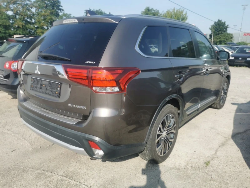 Mitsubishi Outlander 2.2 did, снимка 2 - Автомобили и джипове - 52926249