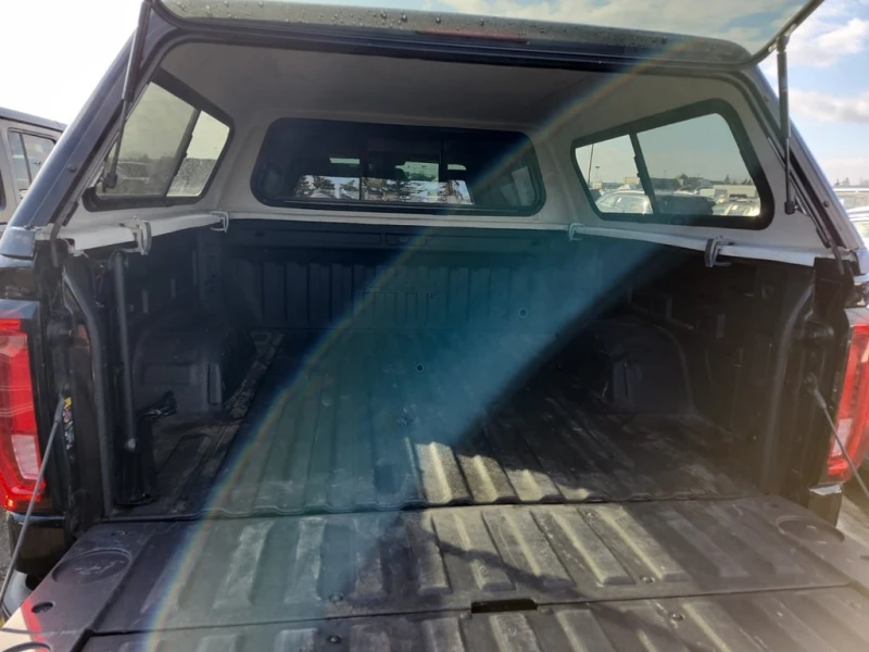 Gmc Sierra * AT4 CREW CAB SHORT BED * CARFAX * БЕЗ ПЪРВОНАЧАЛ, снимка 13 - Автомобили и джипове - 53096167