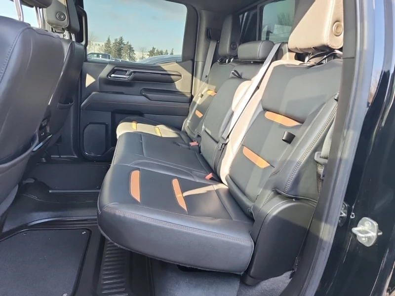 Gmc Sierra * AT4 CREW CAB SHORT BED * CARFAX * БЕЗ ПЪРВОНАЧАЛ, снимка 12 - Автомобили и джипове - 53096167