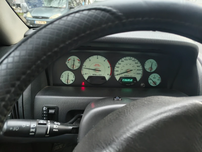 Jeep Grand cherokee 2.7, снимка 6 - Автомобили и джипове - 53190800