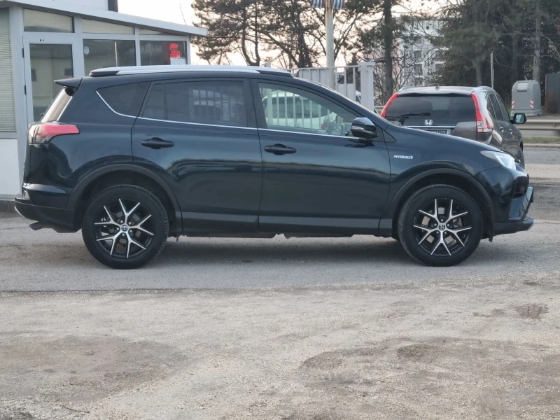 Toyota Rav4 ХИБРИД* КОЖА* КАМЕРА* НАВИ* ПОДГРЕВ, снимка 6 - Автомобили и джипове - 53518461