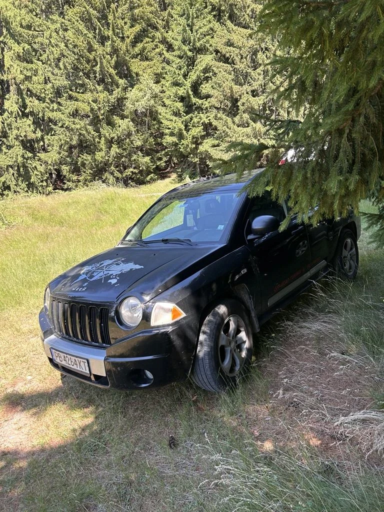 Jeep Compass, снимка 2 - Автомобили и джипове - 48603140