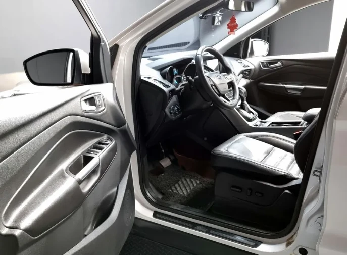 Ford Kuga 2.0 TDCI - изображение 10