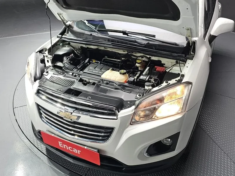 Chevrolet Trax 1.4, снимка 6 - Автомобили и джипове - 54330262