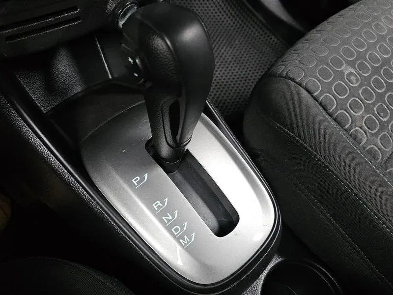 Chevrolet Trax 1.4, снимка 9 - Автомобили и джипове - 54330262