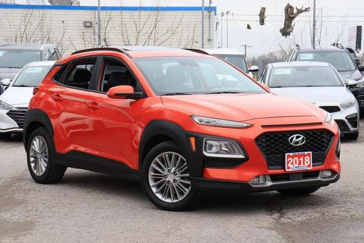 Hyundai Kona Luxury | AWD | Leather | Roof | CarPlay | BSM | LA