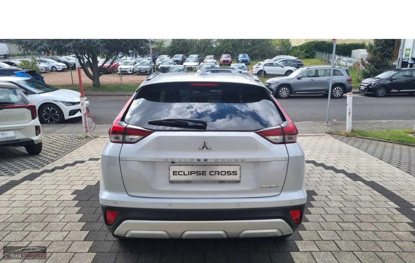 Mitsubishi Eclipse Cross 2.4PHEV/188HP/PLUS/4X4/CAM/NAVI/LED/ACC/524v - изображение 8