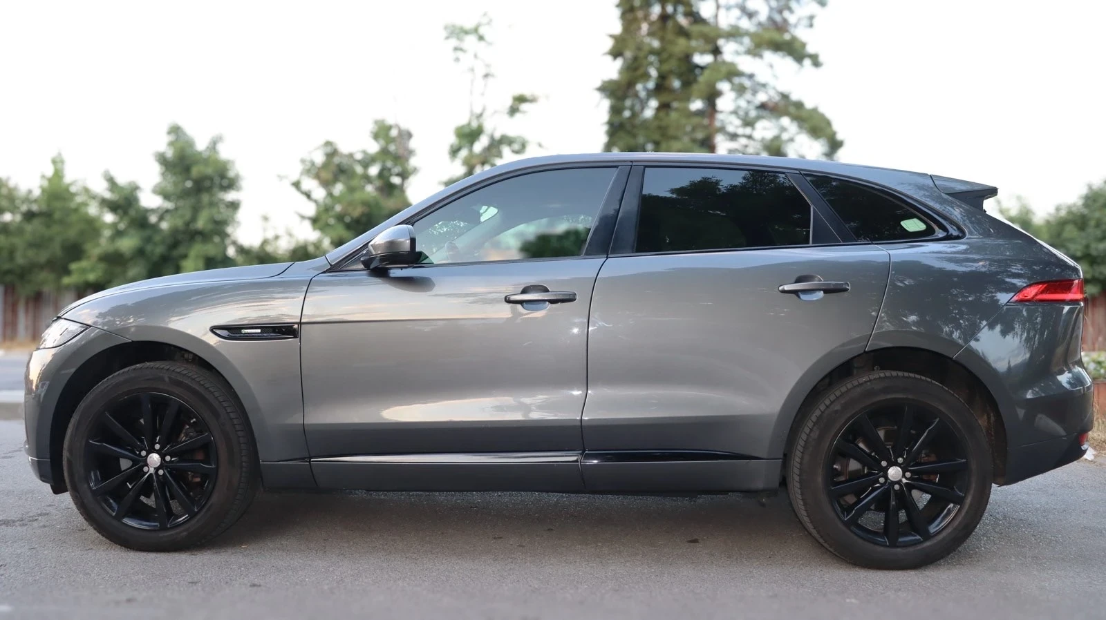 Jaguar F-PACE  - изображение 3