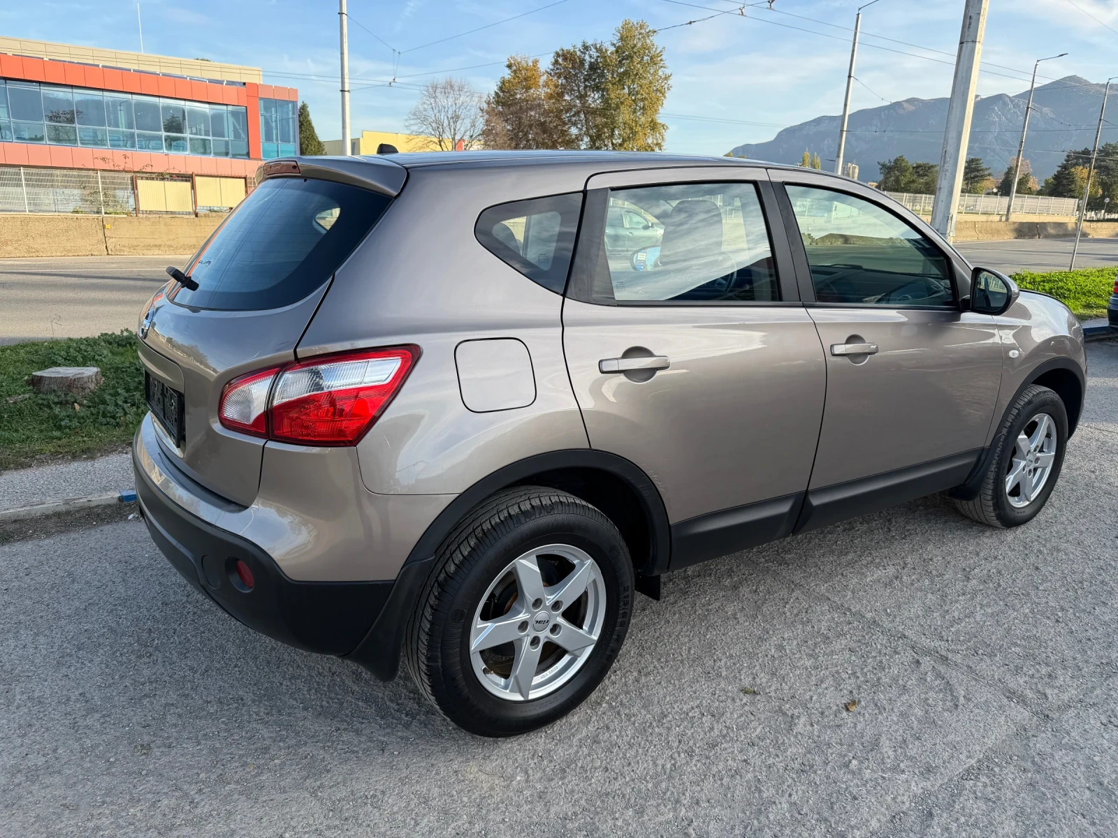 Nissan Qashqai 2.0-FACE | Mobile.bg   4