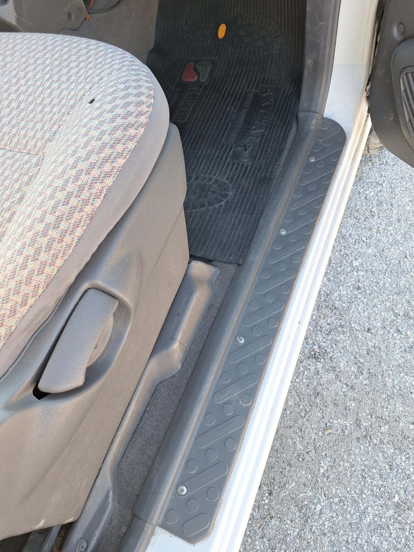 Nissan Terrano 2 - изображение 8