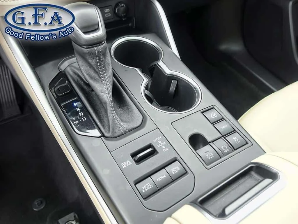 Toyota Highlander * XLE MODEL, AWD, 8 PASSENGER, LEATHER SEATS, SUNR, снимка 12 - Автомобили и джипове - 53903633