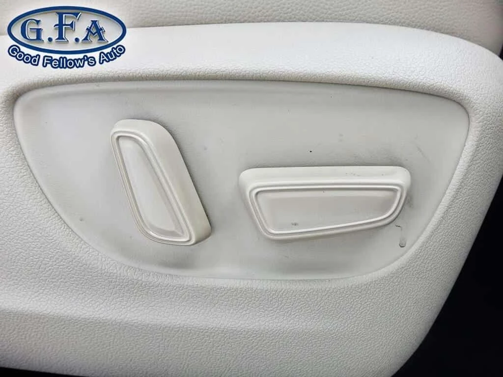 Toyota Highlander * XLE MODEL, AWD, 8 PASSENGER, LEATHER SEATS, SUNR, снимка 17 - Автомобили и джипове - 53903633