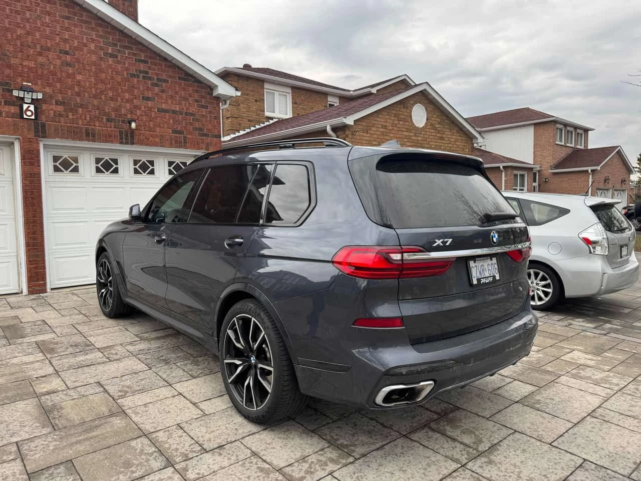 BMW X7 * xDrive50i * PANO* KEYLESS* ПОДГРЕВ* , снимка 2 - Автомобили и джипове - 54177885