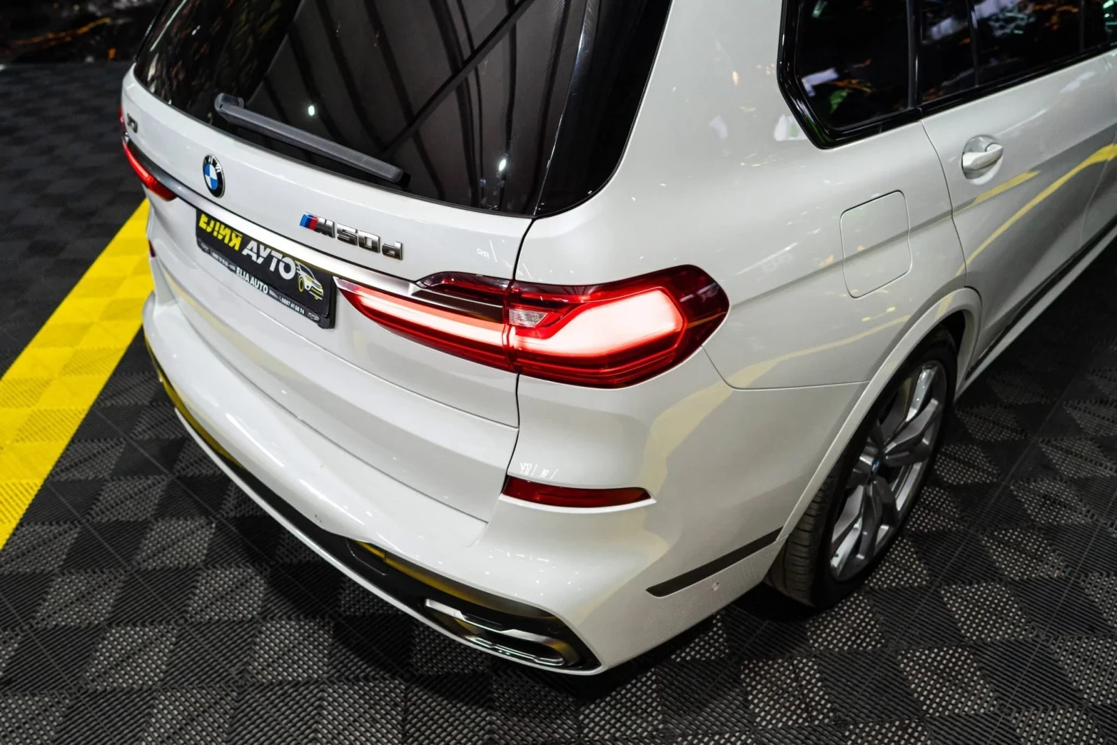 BMW X7 M50D XDRIVE M PACK LED ПАНО H&K 3XTV ЛИЗИНГ 100%, снимка 9 - Автомобили и джипове - 54958438