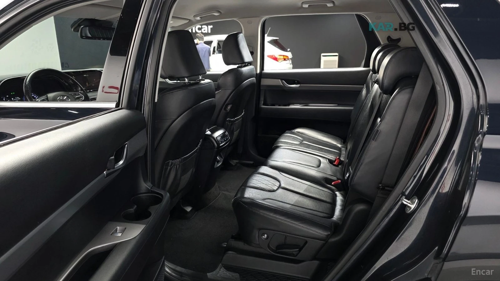Hyundai Palisade EXCLUSIVE* КОЖА* ОБДУХВ* ПОДГРЕВ* 360* HEAD UP* , снимка 12 - Автомобили и джипове - 55167013