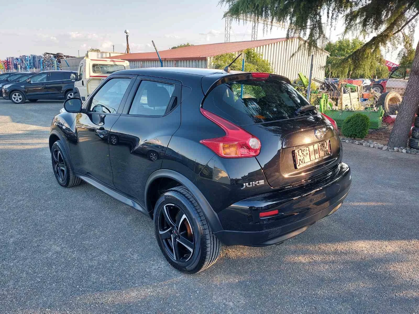 Nissan Juke 1.6, японския мотор, с верига, снимка 13 - Автомобили и джипове - 55179311