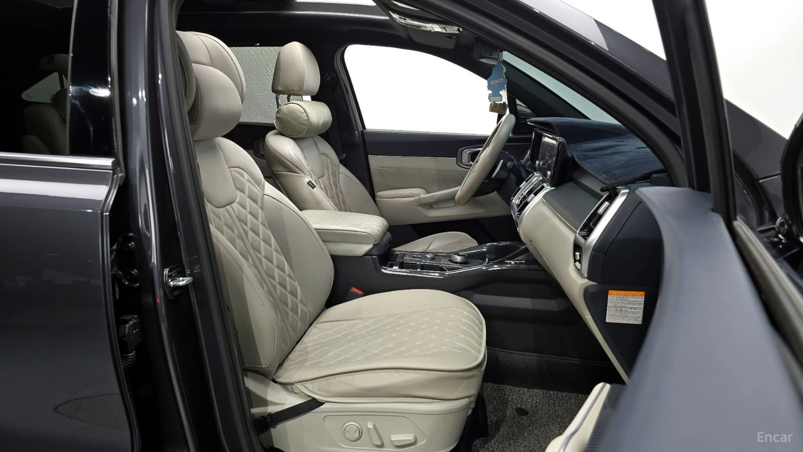 Kia Sorento SIGNATURE/DIGITAL/PANOROOF/360CAMERA, снимка 15 - Автомобили и джипове - 55432408