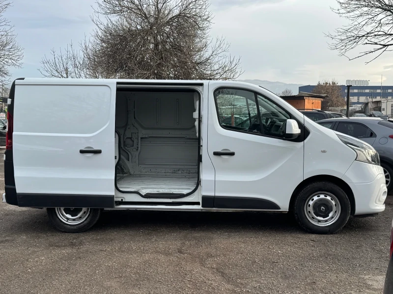 Renault Trafic 140кс.! Клима! Топ Състояние! 6скорости, снимка 7 - Бусове и автобуси - 53263683