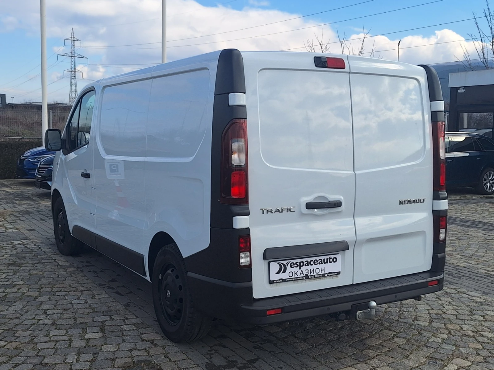 Renault Trafic 2.0dCi L1H1/ 145к.с. - изображение 6