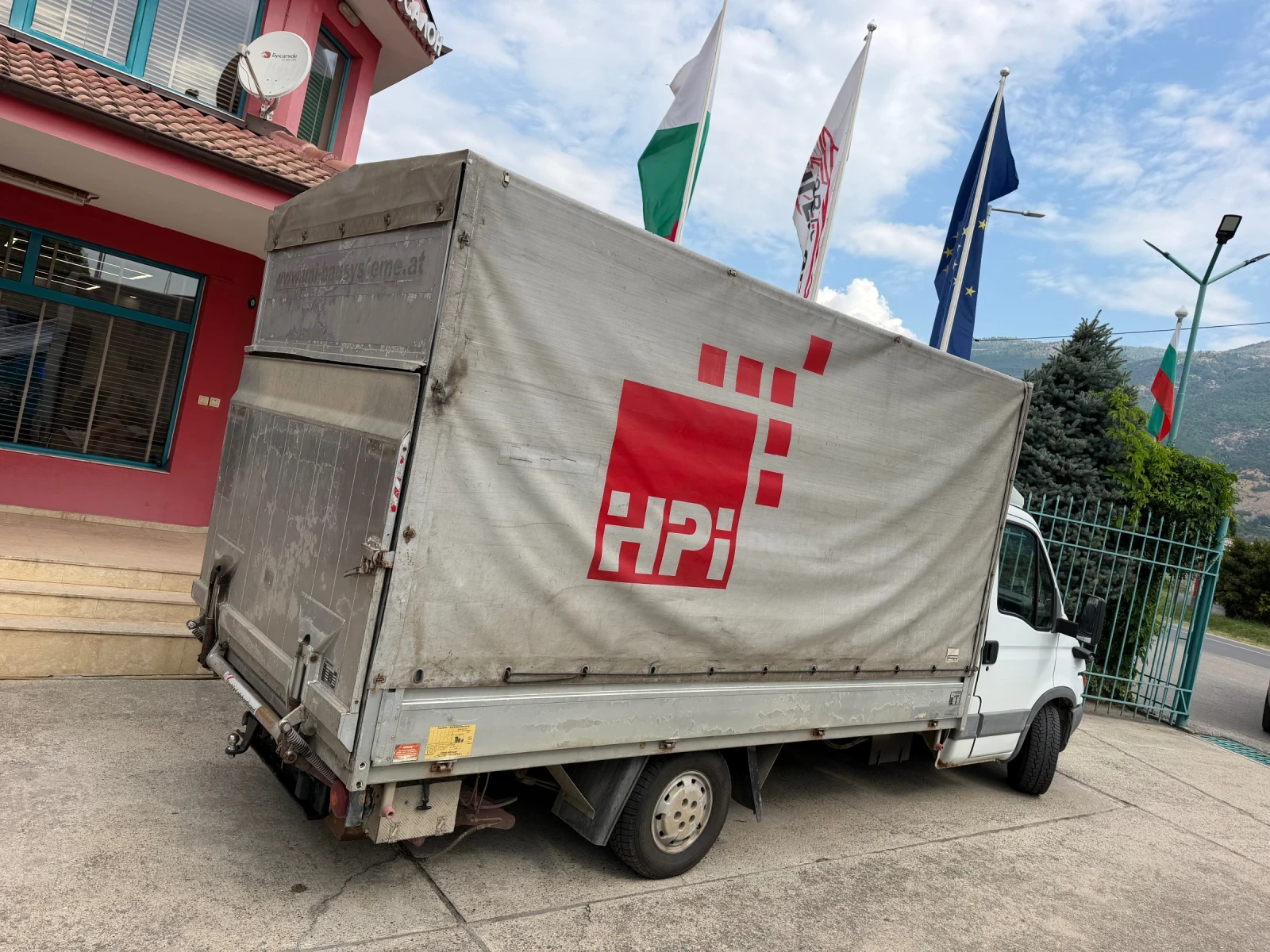 Iveco Daily 35S13* 2.8HPT* Падащ борд* 4.10 метра каросерия , снимка 12 - Бусове и автобуси - 55337488