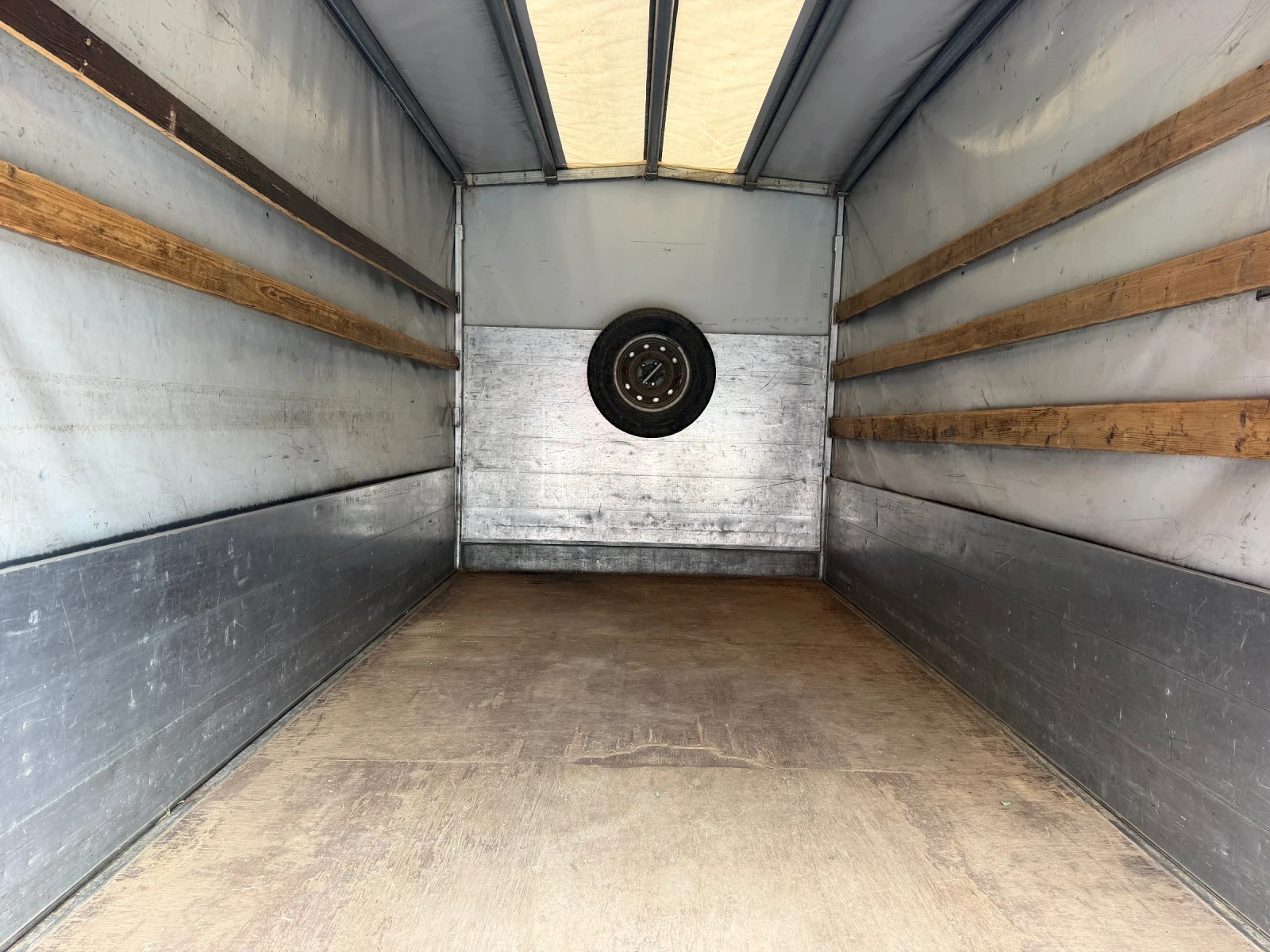 Iveco Daily 35S13* 2.8HPT* Падащ борд* 4.10 метра каросерия , снимка 10 - Бусове и автобуси - 55337488