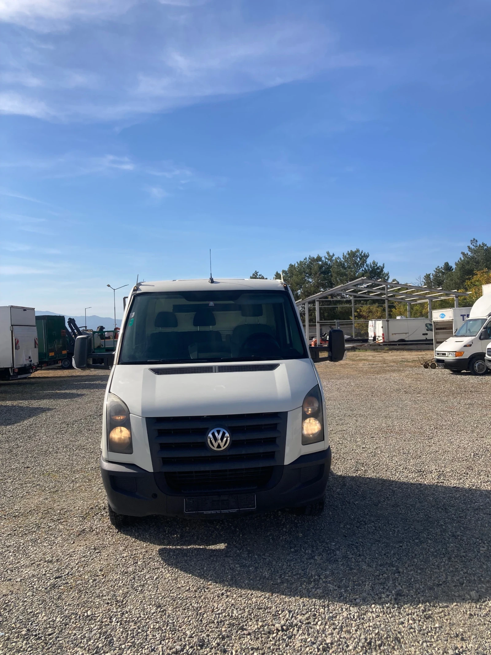 VW Crafter, снимка 2 - Бусове и автобуси - 56413004