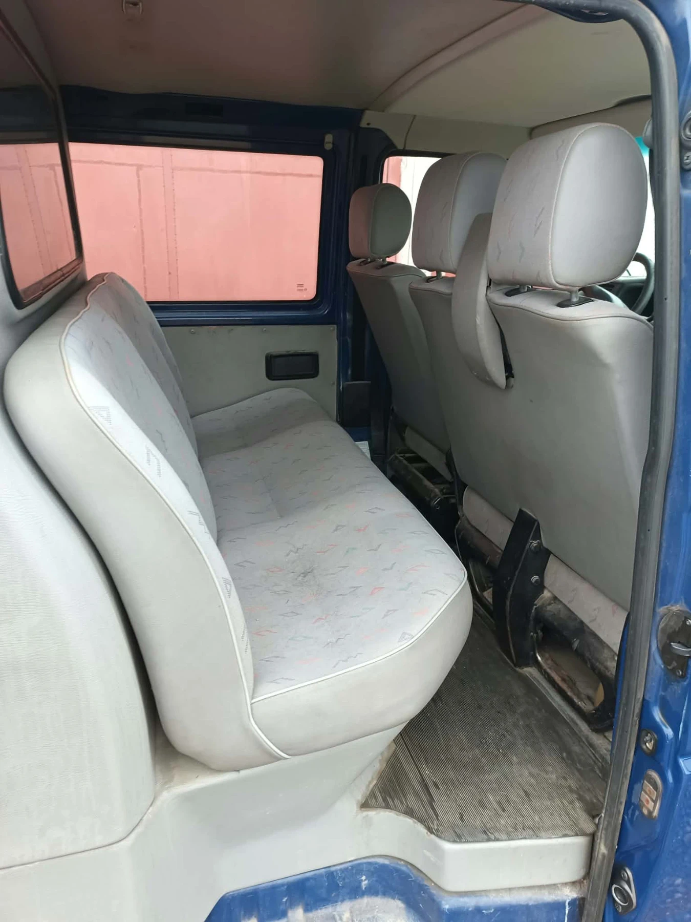 VW Transporter Т 4 Турбо дизел, снимка 8 - Бусове и автобуси - 56629615