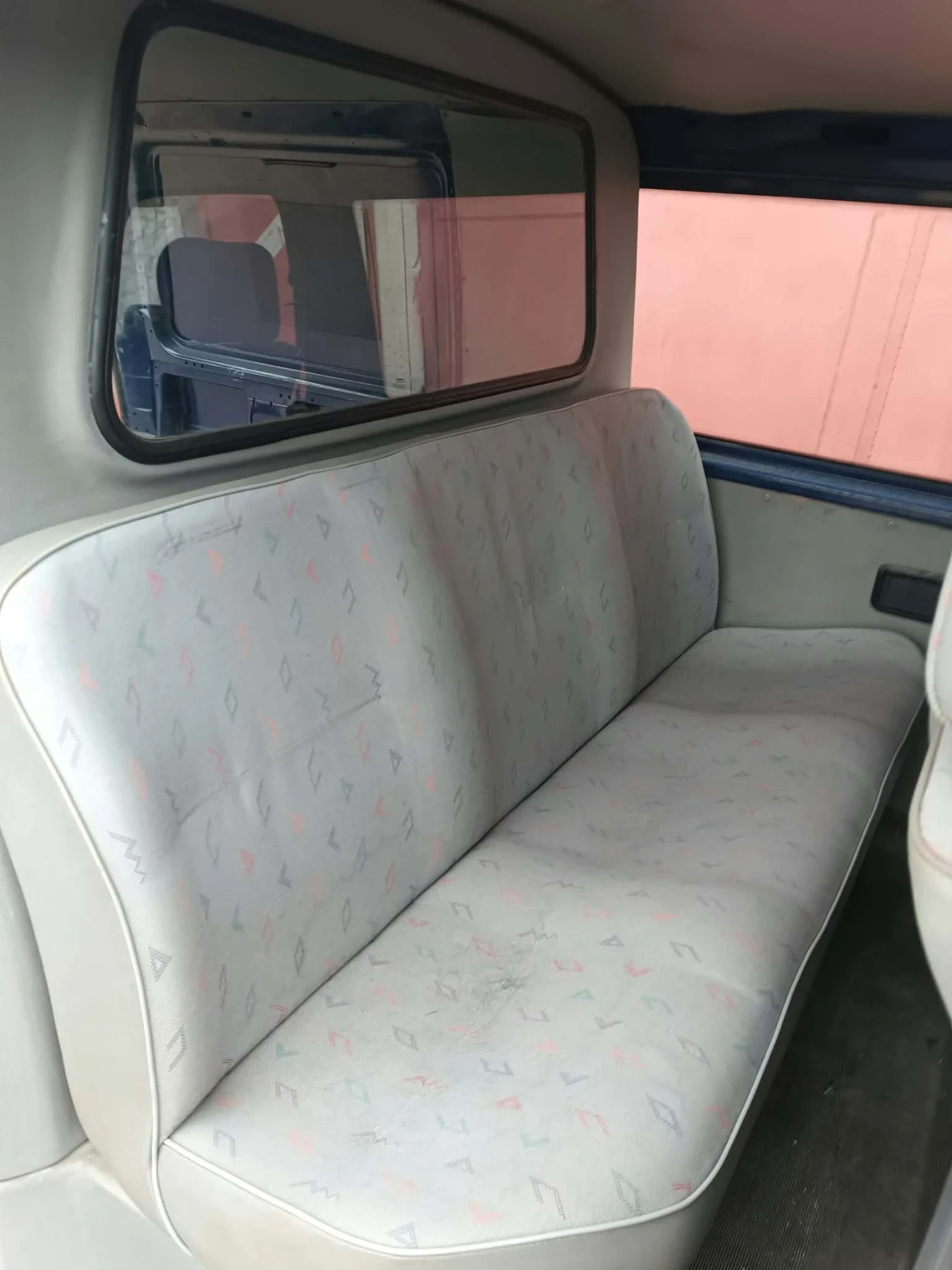 VW Transporter Т 4 Турбо дизел, снимка 7 - Бусове и автобуси - 56629615